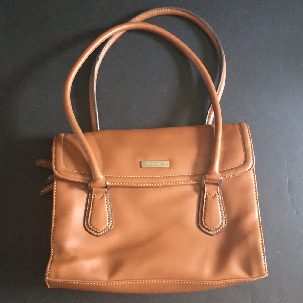 Liz Claiborne tan faux leather handbag purse
